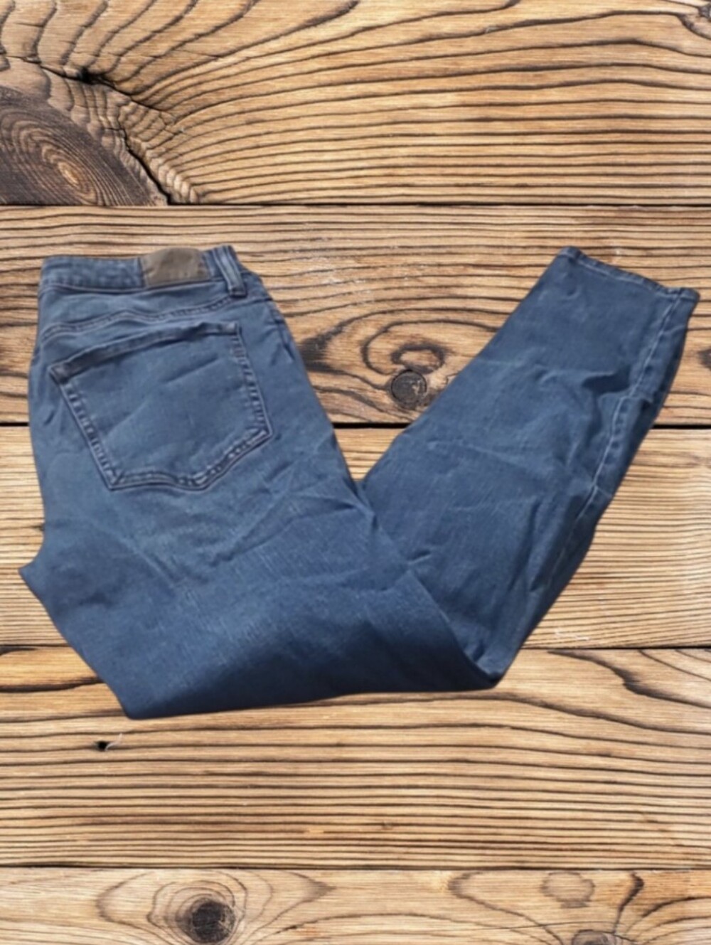 WOMEN'S AERO HIGH RISE DISTRESSED JEGGINGS JEANS